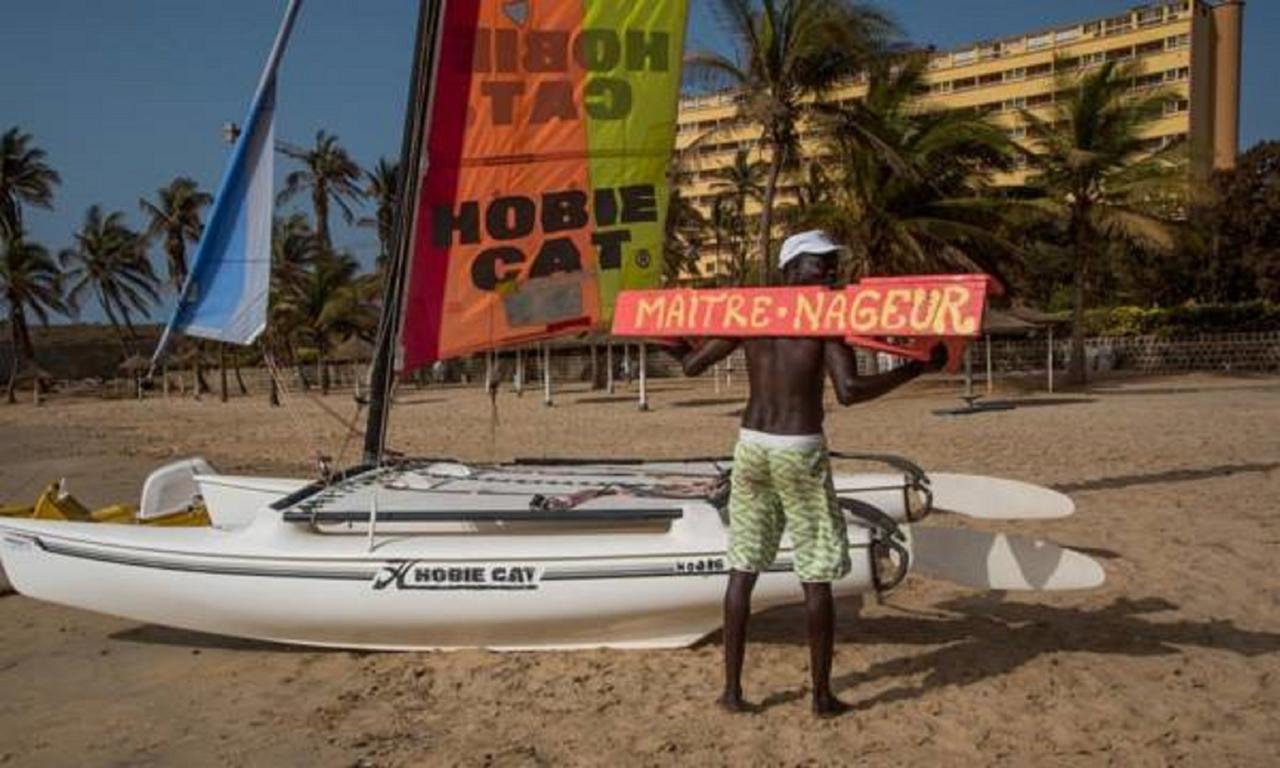 Ngor Diarama Hotel Dakar Exterior photo